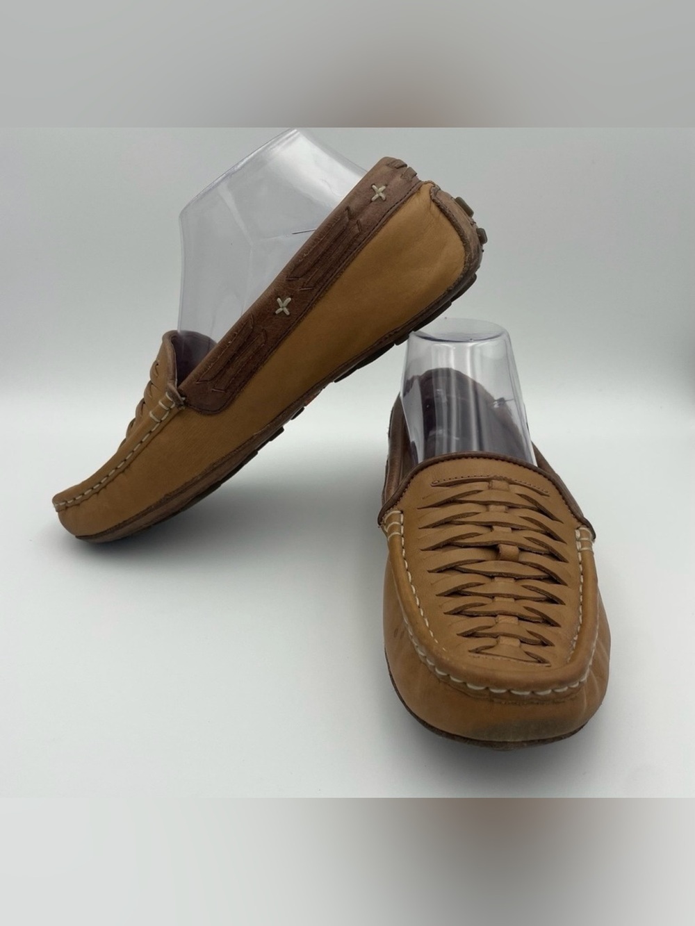 Women’sTommy Bahama Deea Casual Woven Driving Moccasins in Tan
